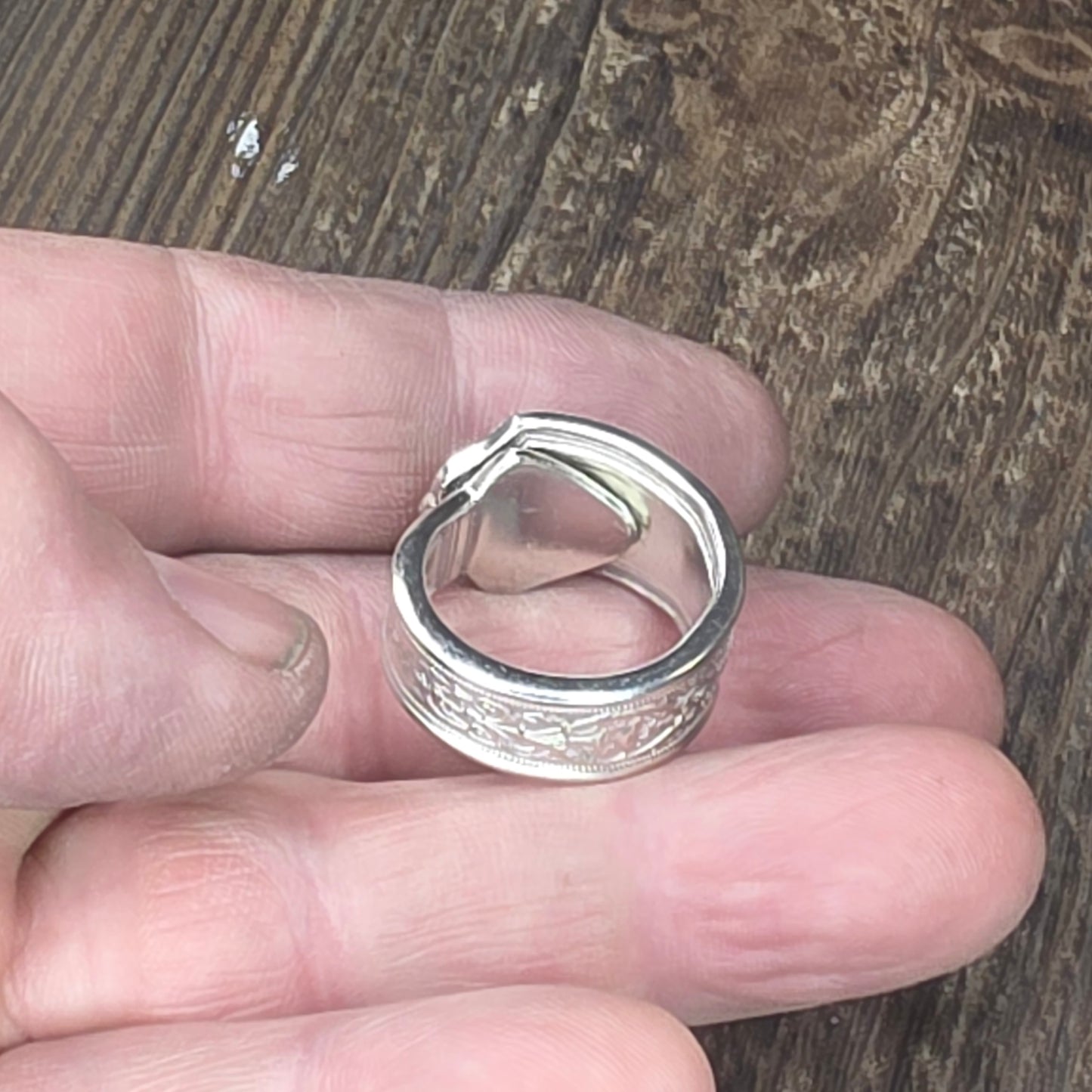 Ancestry Pattern Silver Plate Wrap Ring - Size 10.5