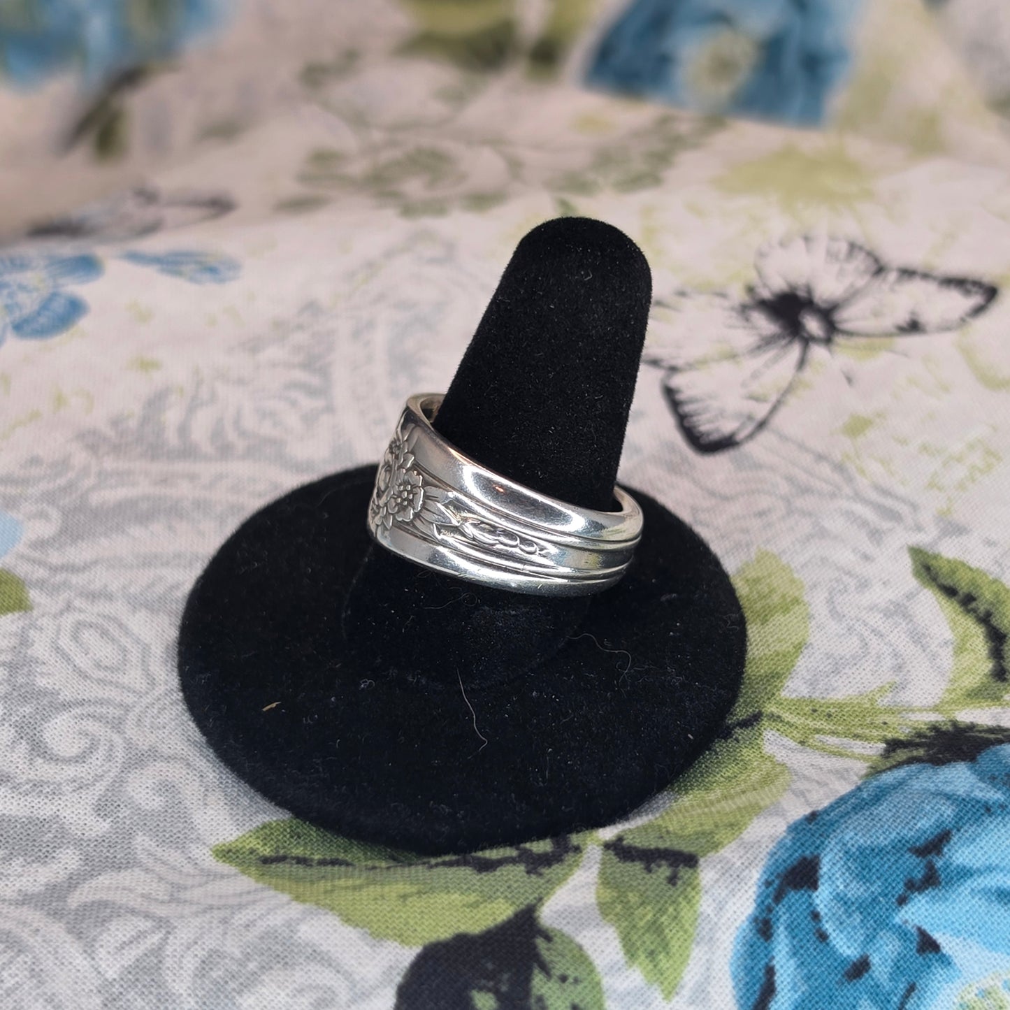 Vintage Triumph (1941) Silver Plate Pattern Spoon ring - 9.5