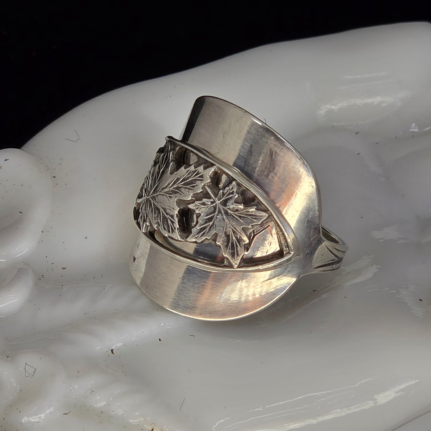 Vintage Canadian Sterling Silver Maple Leaf Spoon Ring - Size 10