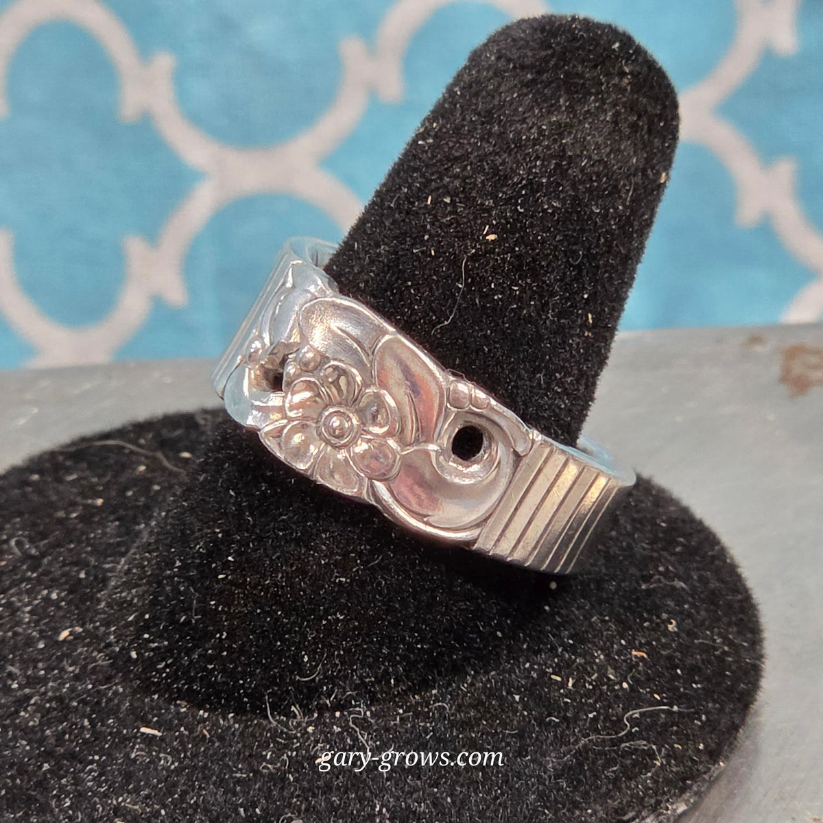Morning Star (1948) Spoon Band Ring
