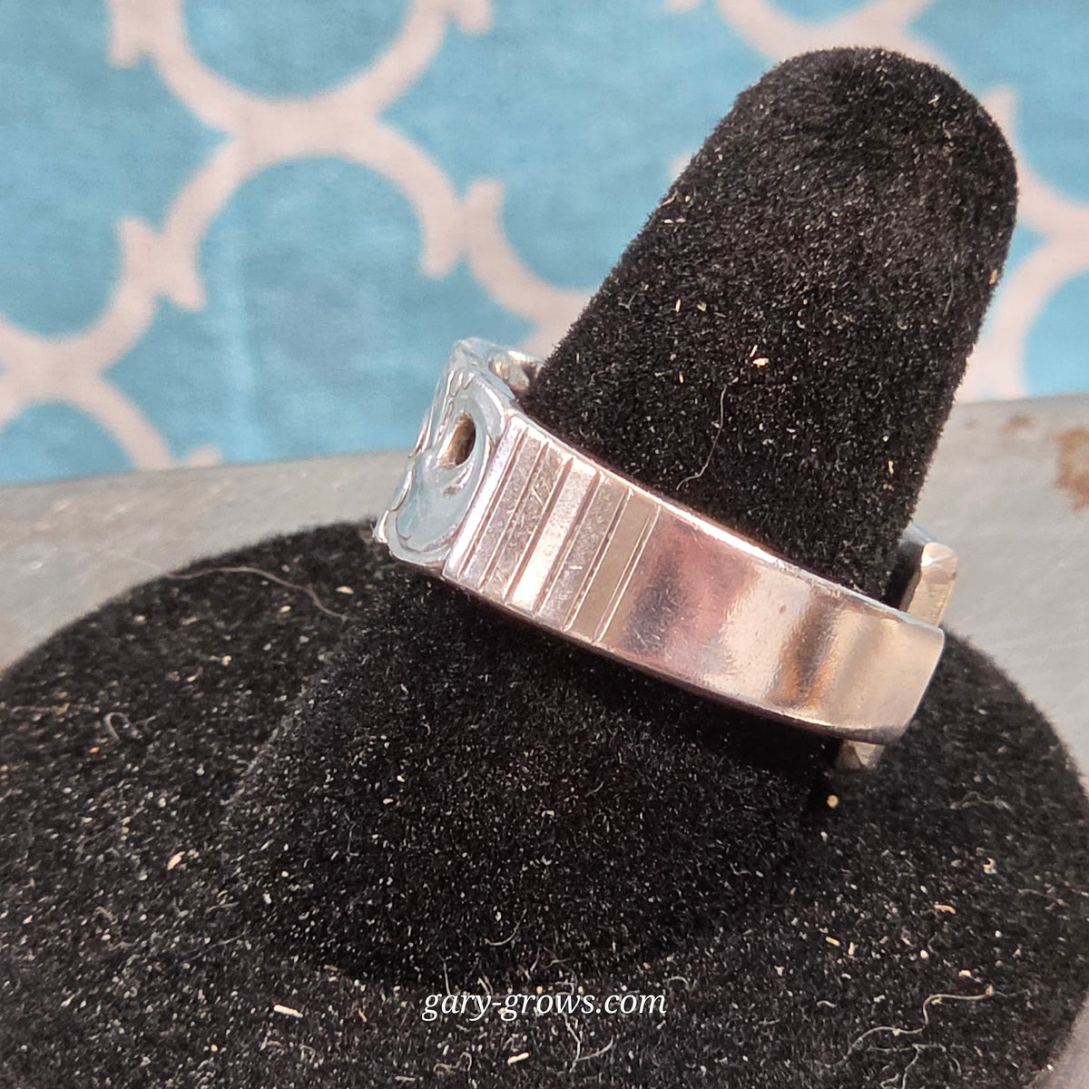 Morning Star (1948) Spoon Band Ring