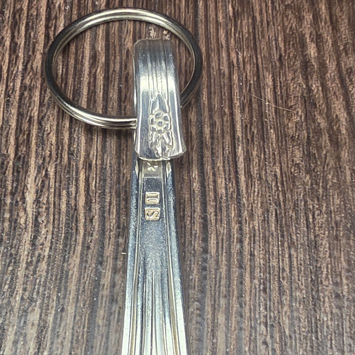 Mary Lou Devonshire Pattern Silver Plated Keychain
