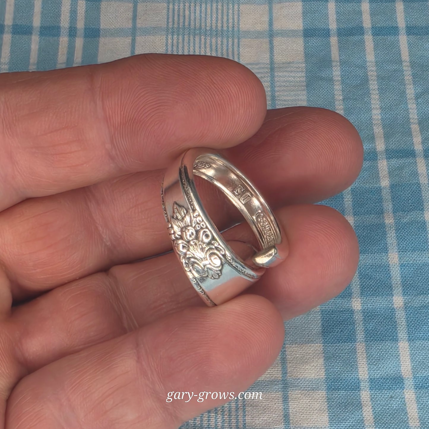 Adoration (1930) Pattern Spiral Spoon ring - Size 10