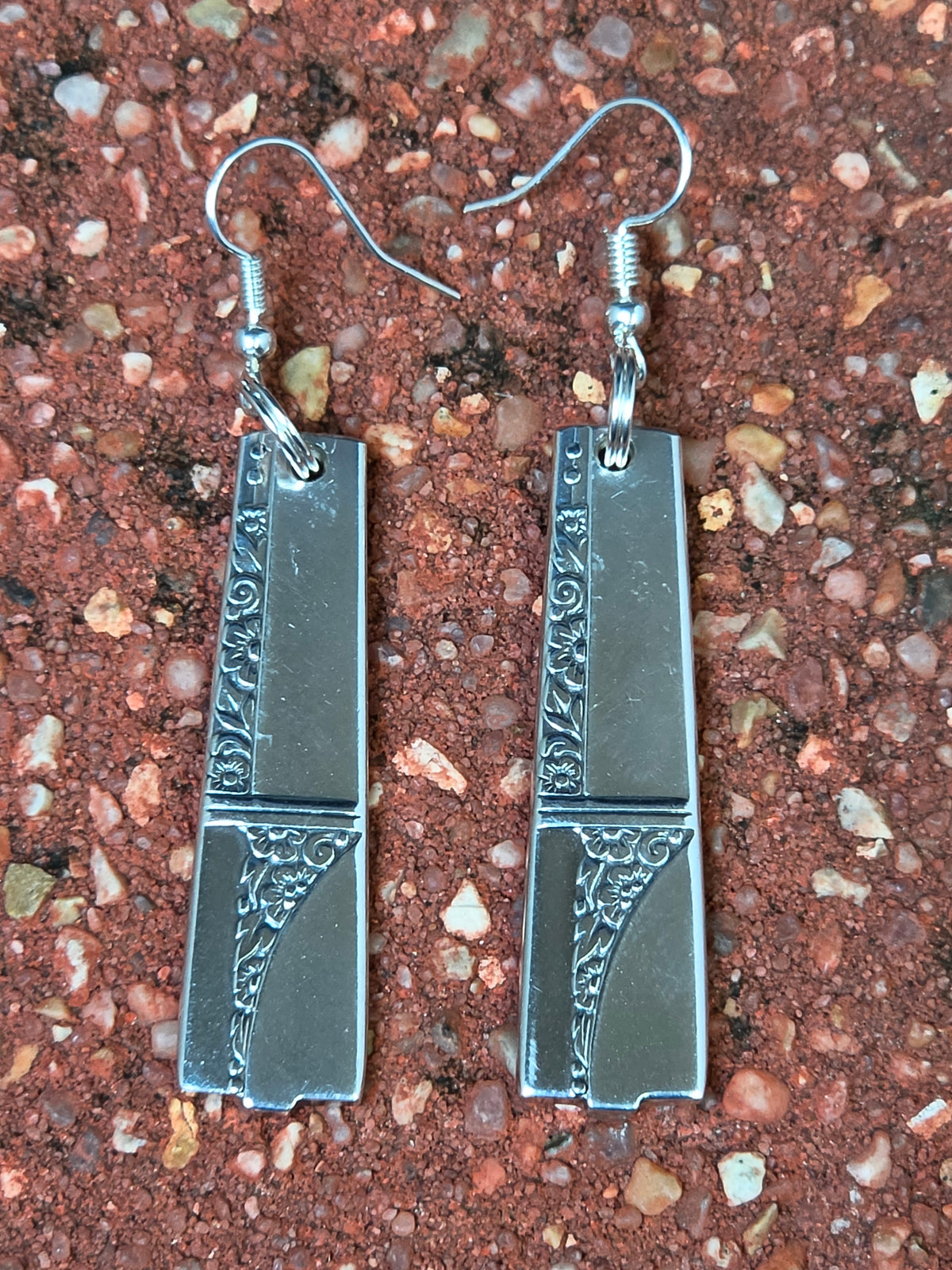 Caprice Pattern Earring and Pendant Matching Set
