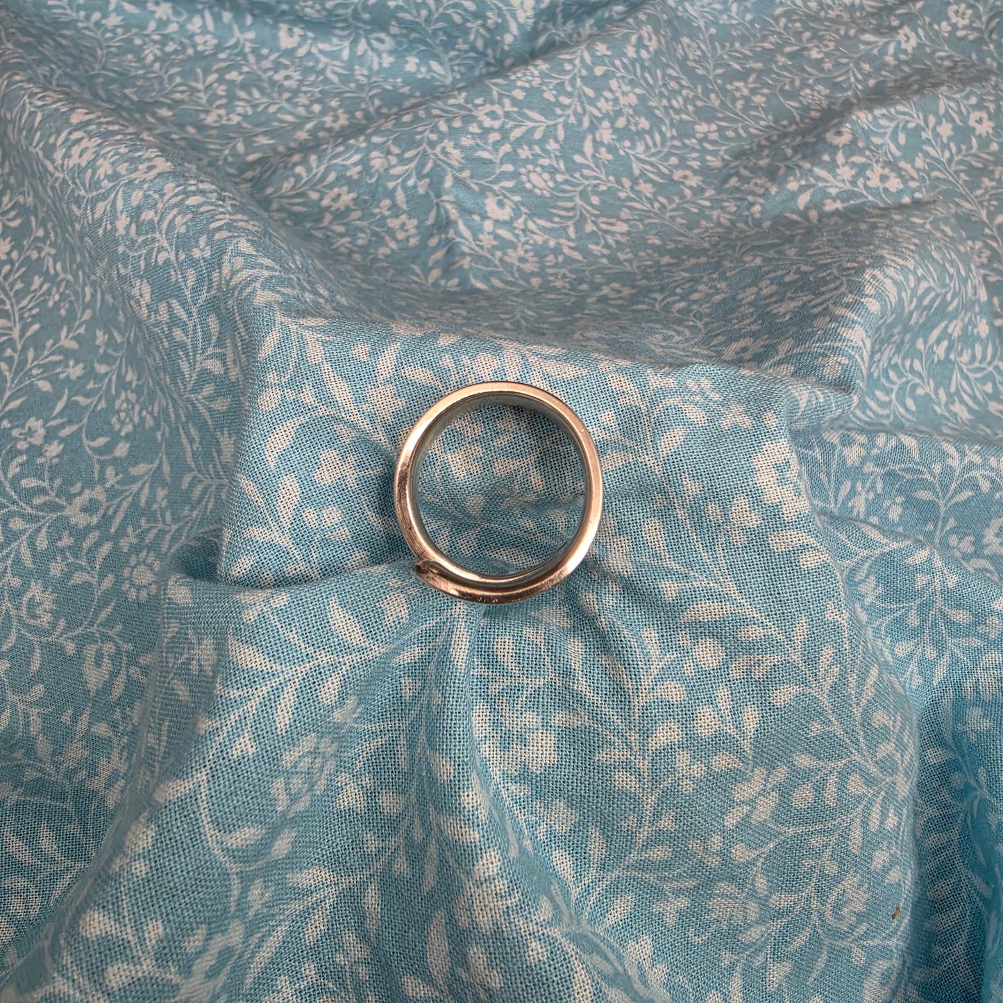Bird of Paradise Pattern Spiral Spoon ring - Size 9