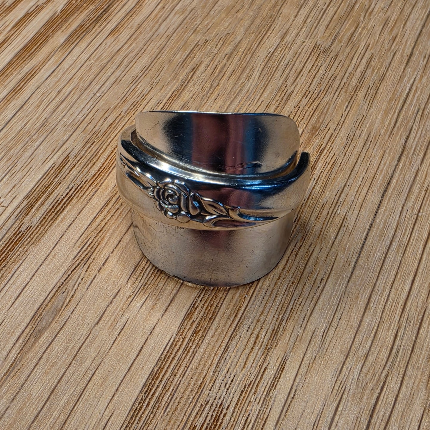 Lilac Time Pattern Silver Plate Shield Ring - Size 11