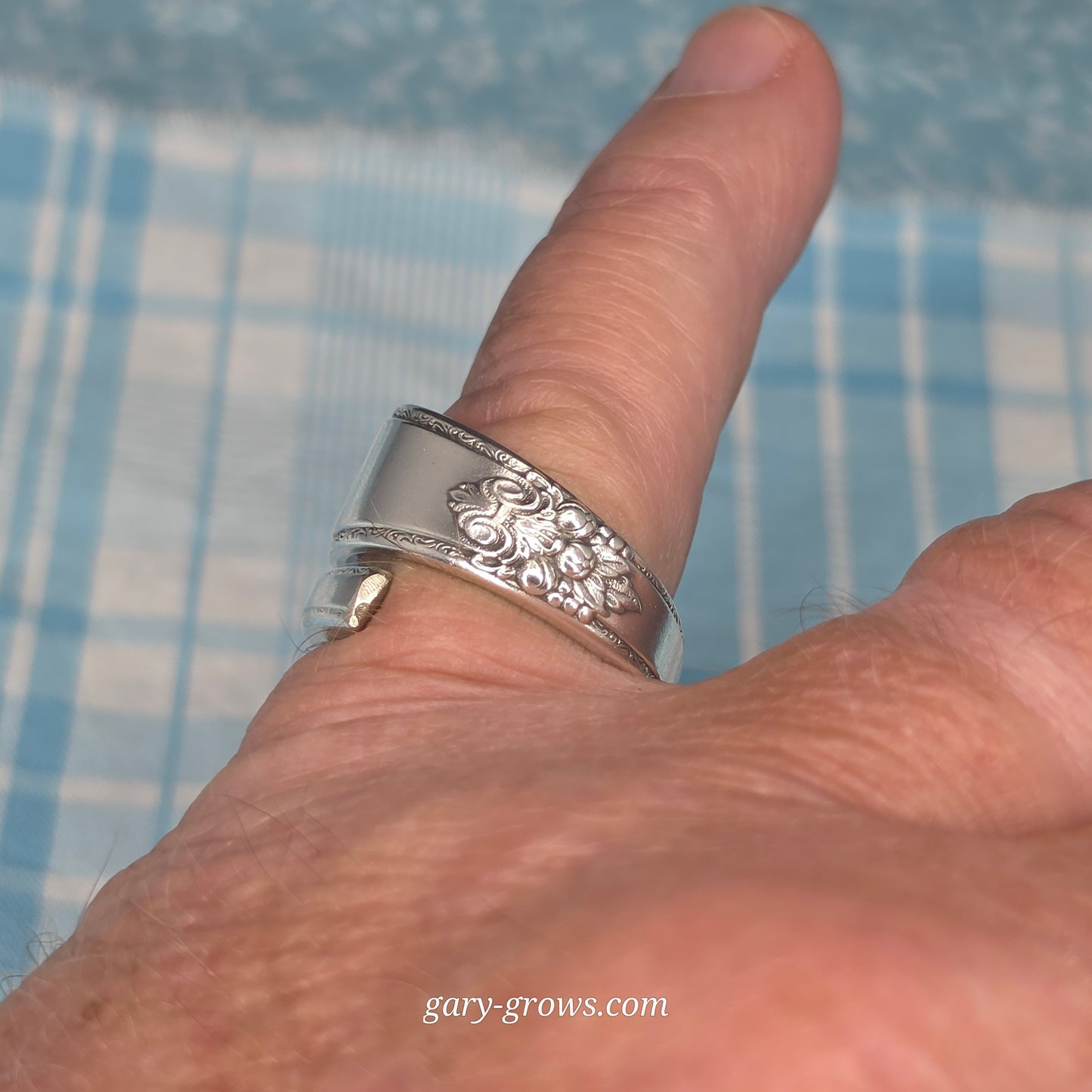 Adoration (1930) Pattern Spiral Spoon ring - Size 10