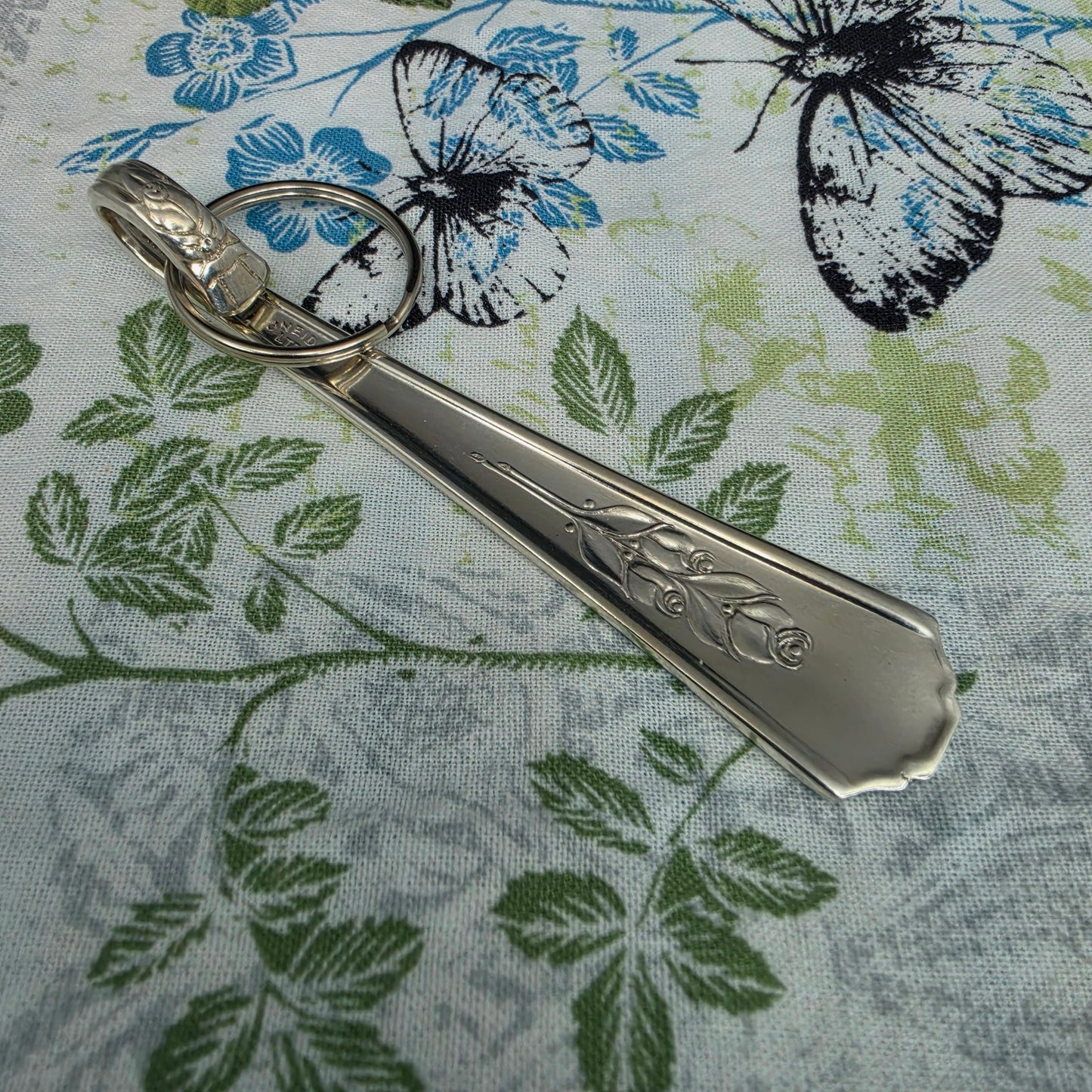 Rosalie (1938) Pattern Silver Plated Keychain