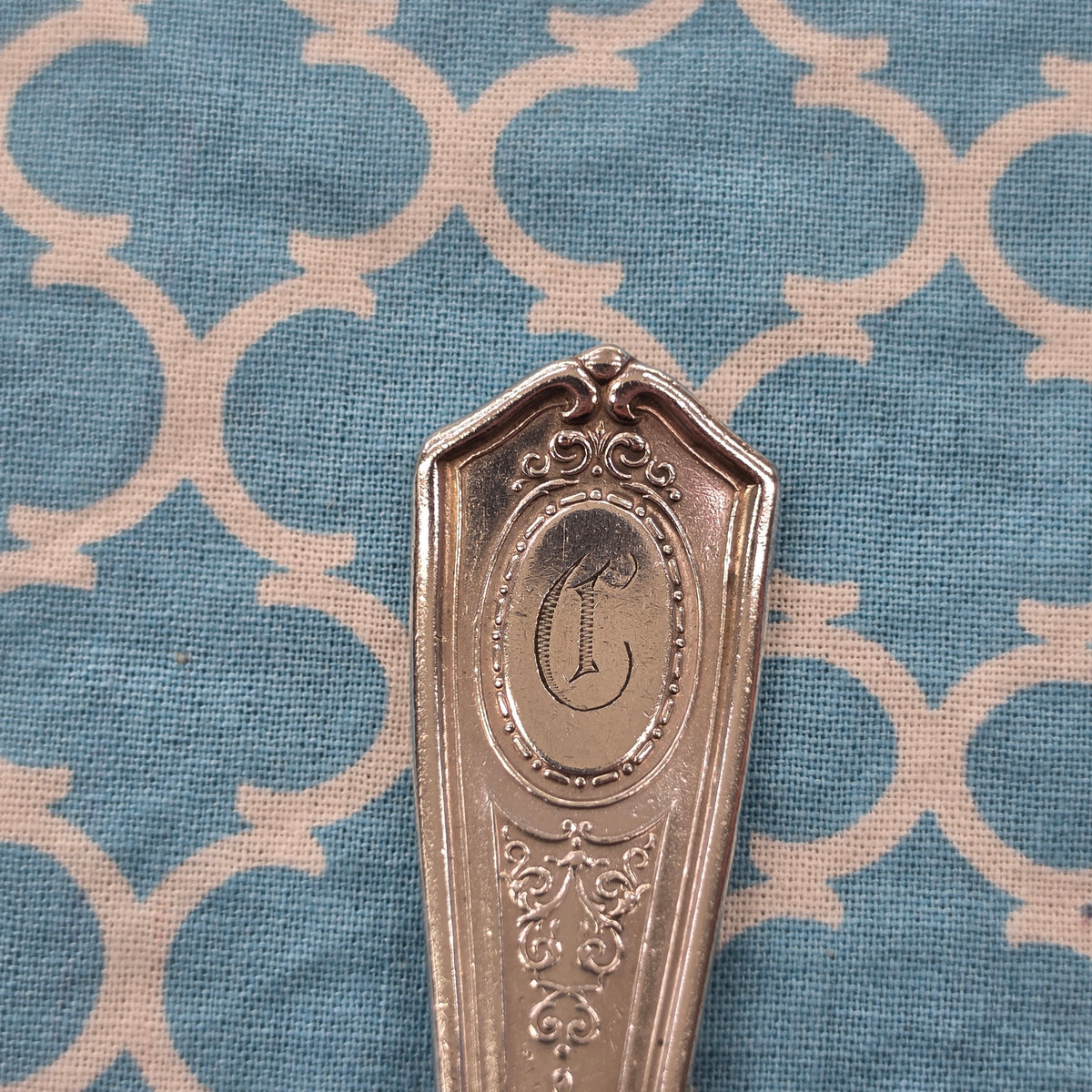 Louis XVI (1911) Pattern Silver Plated Keychain