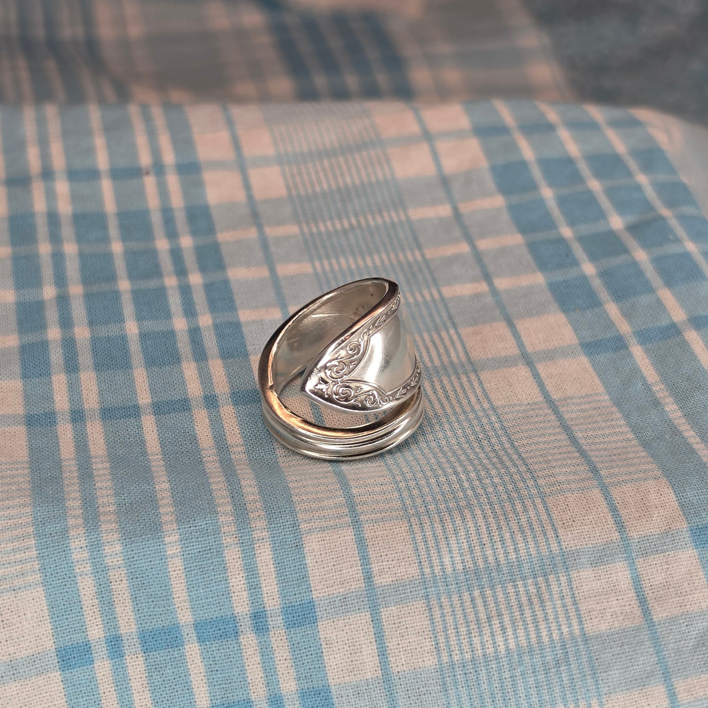 Vintage Silver Plate Pattern Spiral Spoon ring - Size 8.5
