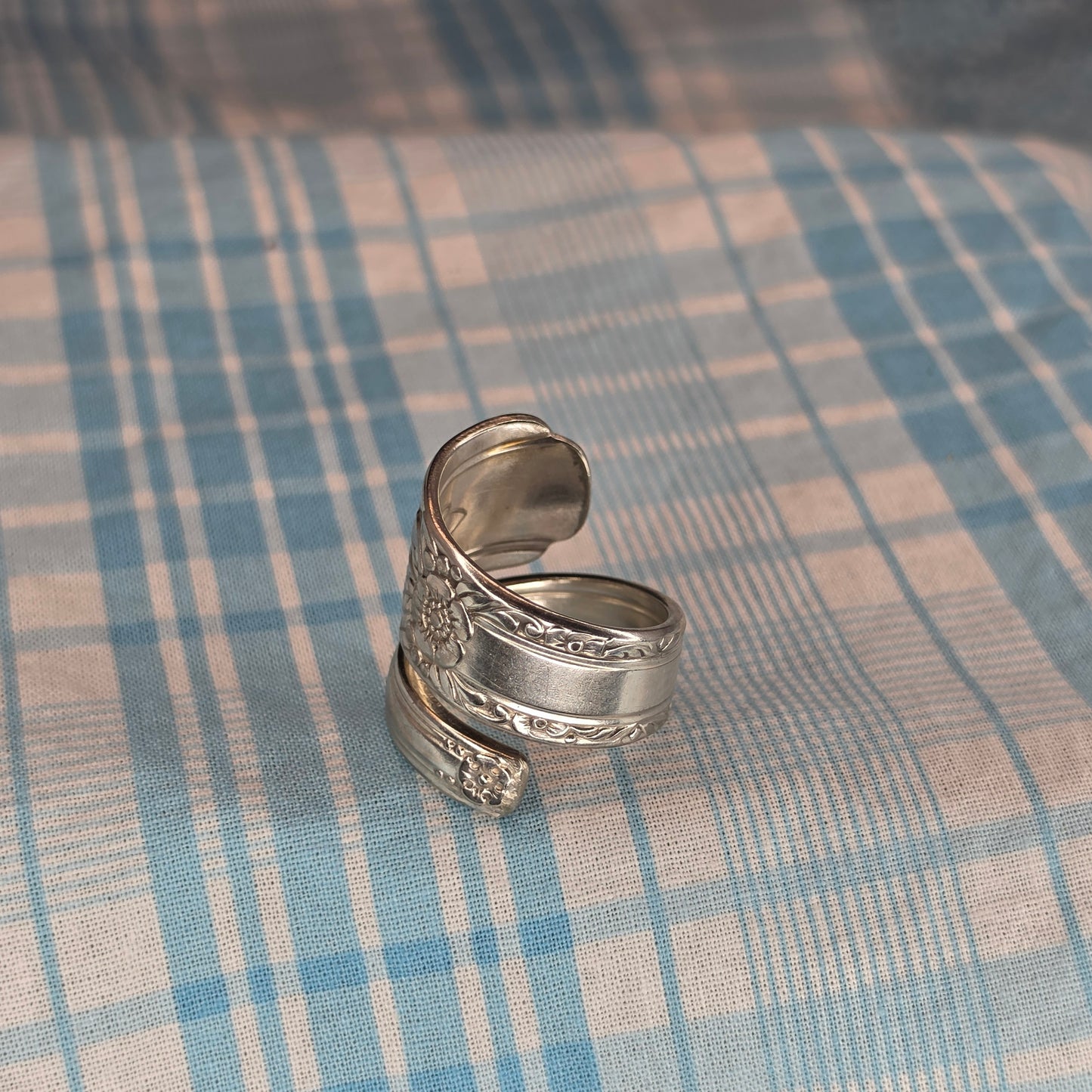 Vintage Silver Plate Pattern Spiral Spoon ring - Size 11
