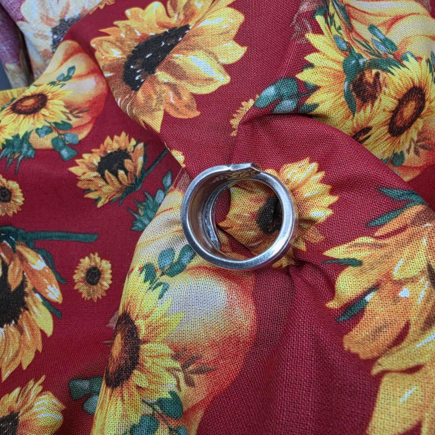 Bordeaux Pattern (1945) Spoon Spiral ring - Size 9