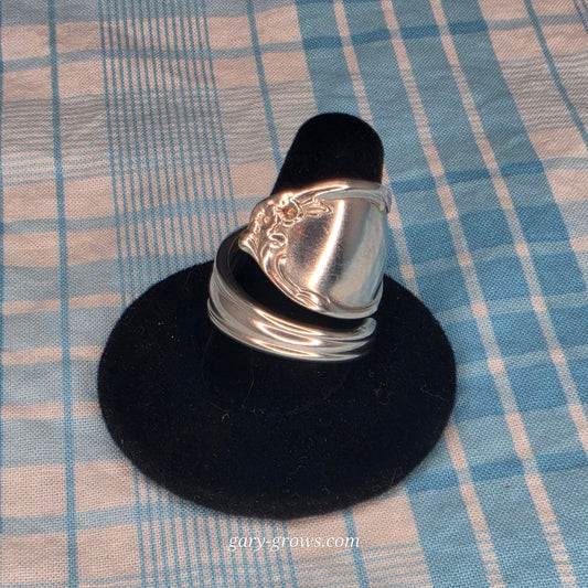Moonlight (1959) Pattern Spiral Spoon ring - Size 10