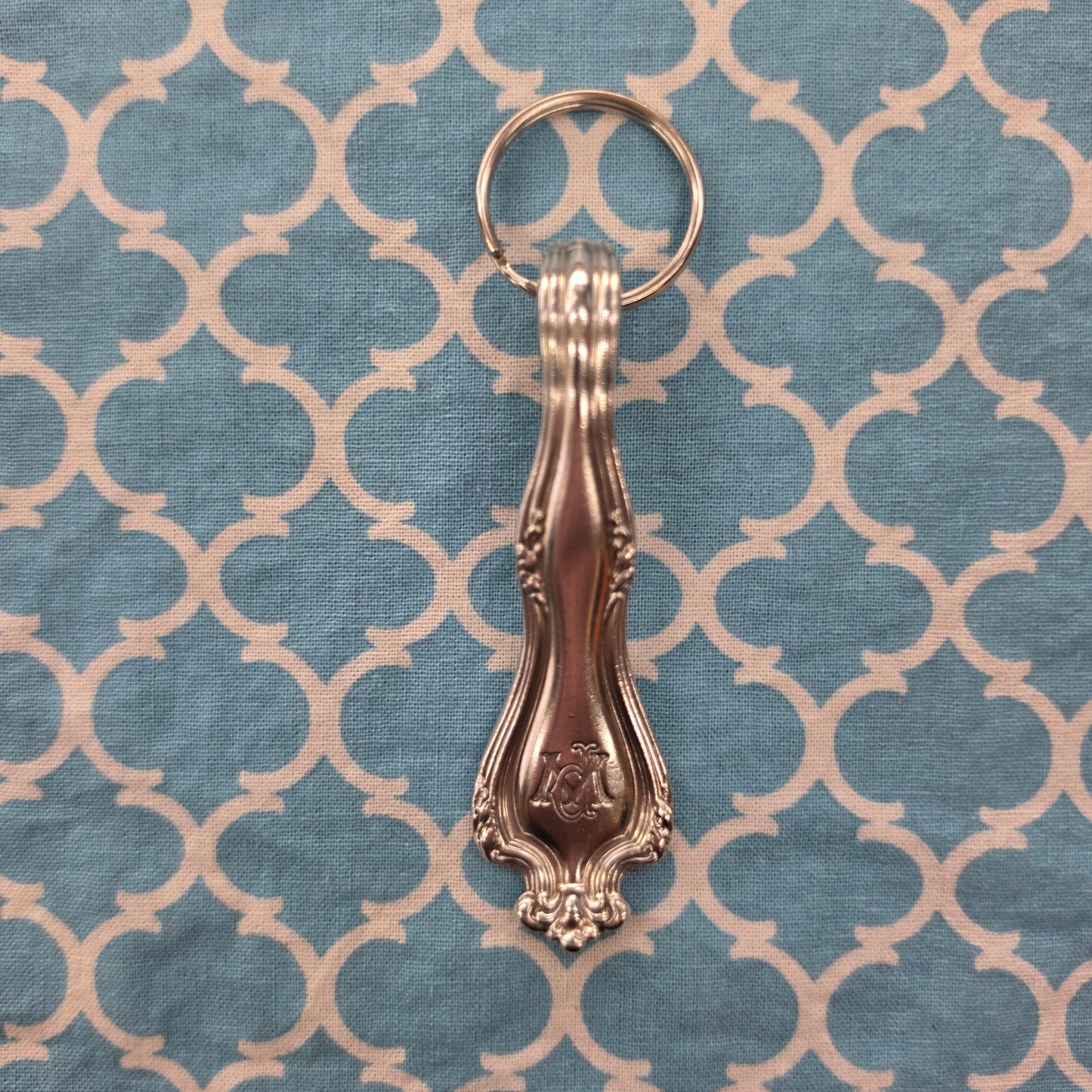 Faneuil (1908) Pattern Silver Plated Keychain
