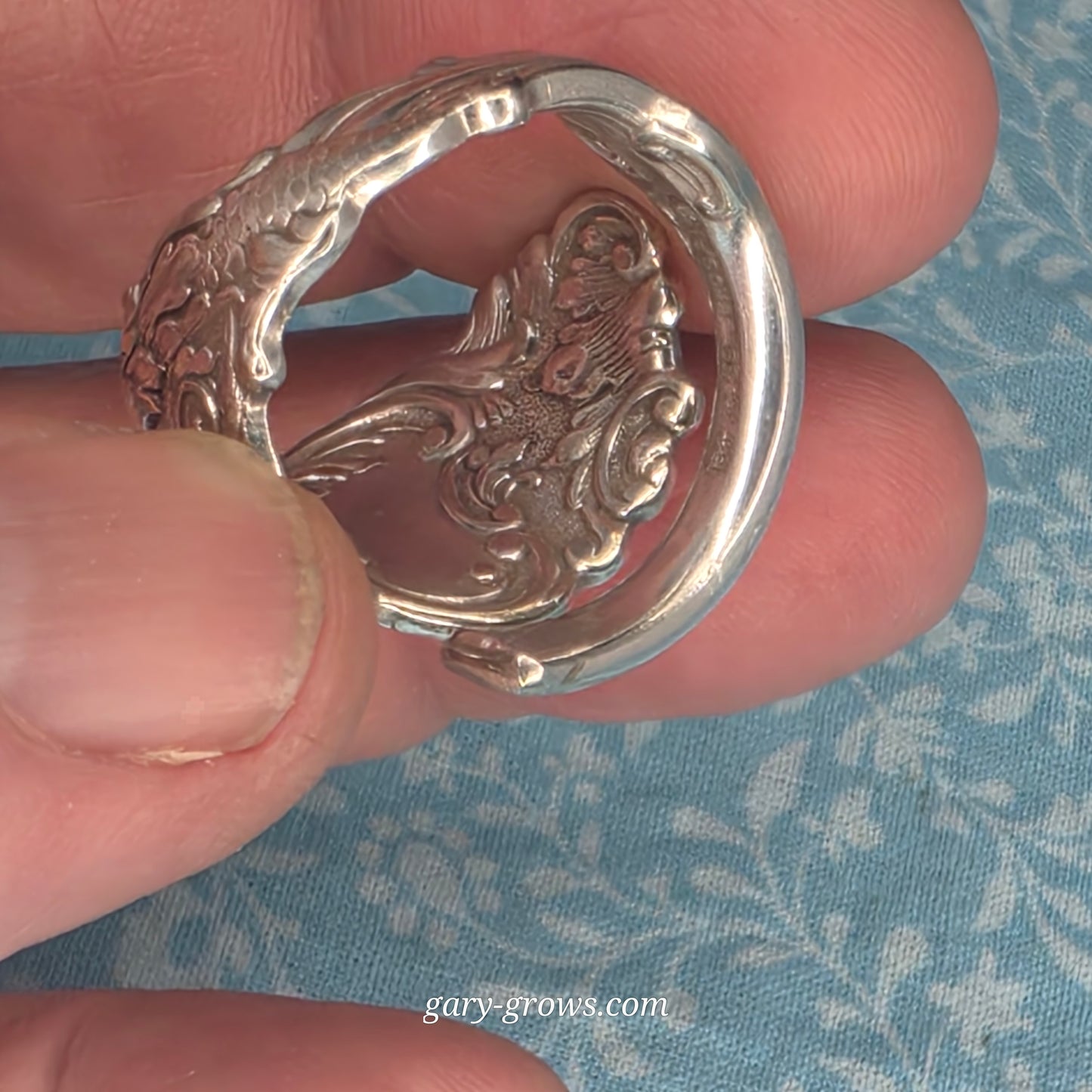 Columbia (1893) Pattern Spiral Spoon ring - Size 10