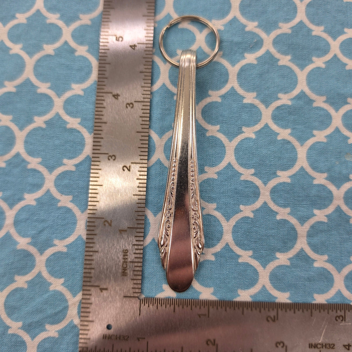 Roberta Pattern Silver Plated Keychain
