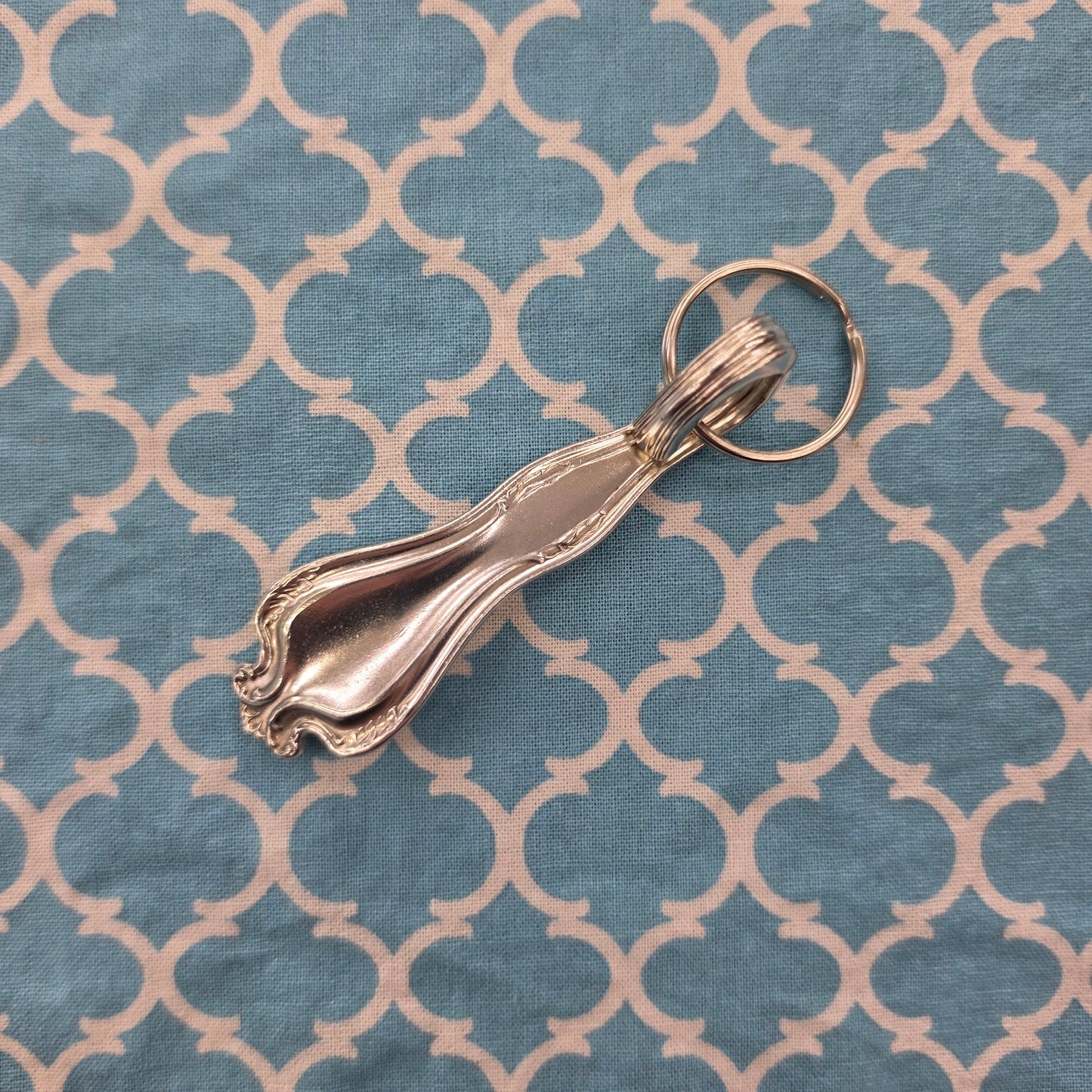 Faneuil (1908) Pattern Silver Plated Keychain