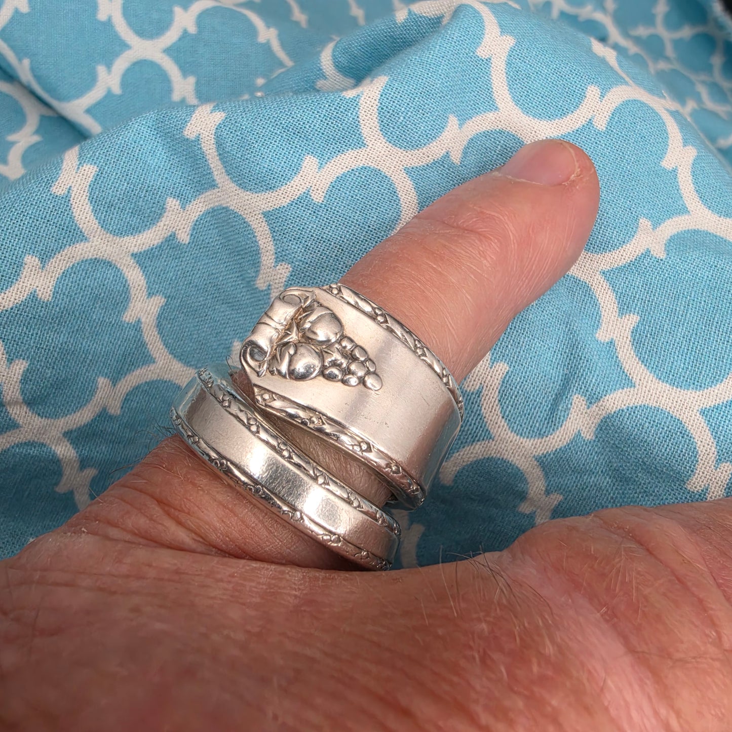 Bordeaux Pattern (1945) Spoon Spiral ring - Size 12