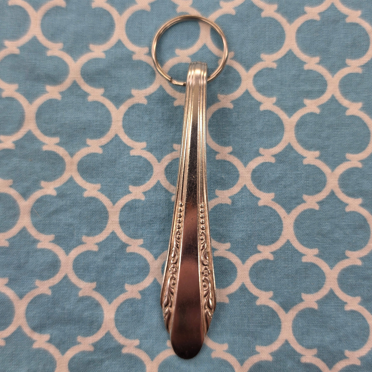 Roberta Pattern Silver Plated Keychain