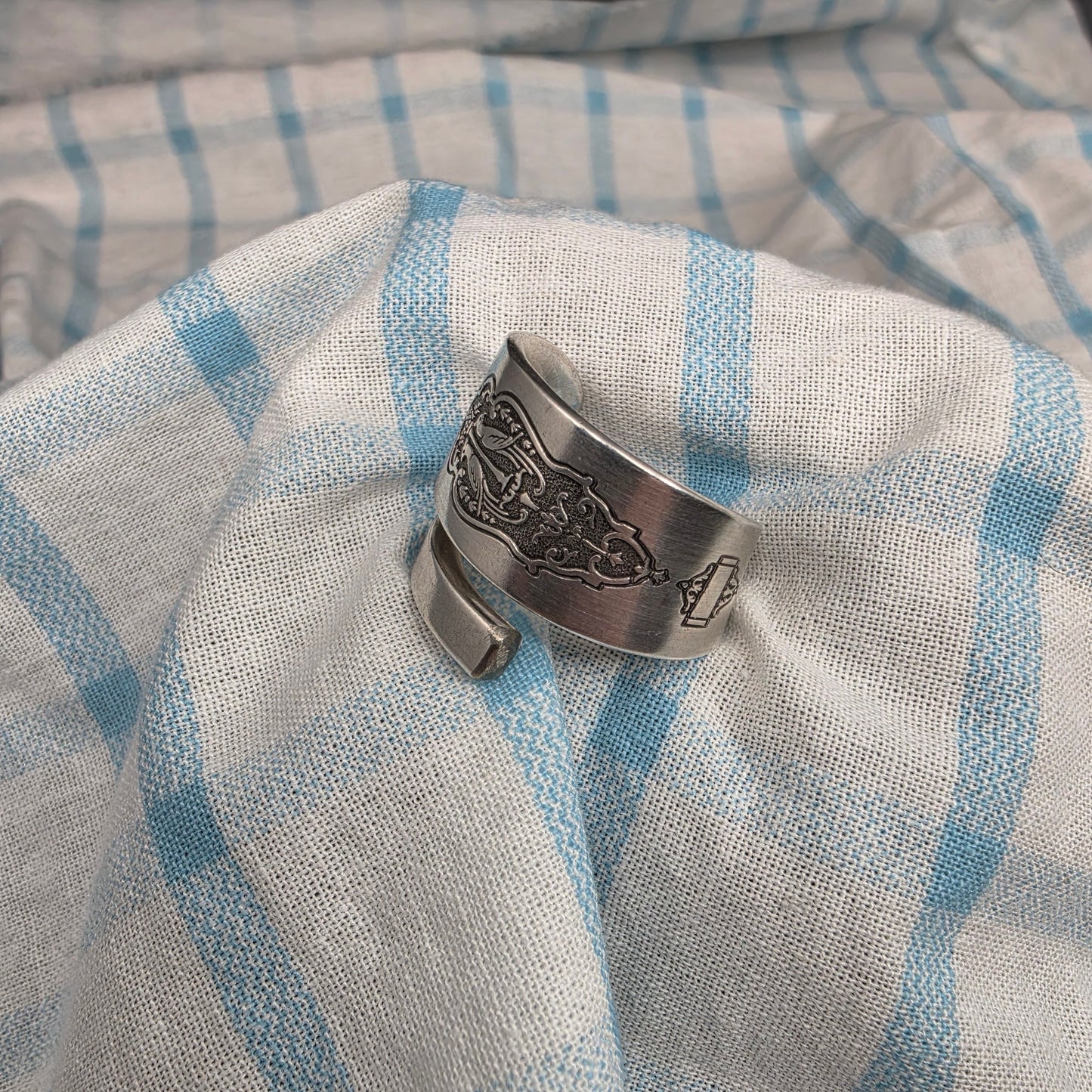 Bird of Paradise Pattern Spiral Spoon ring - Size 7