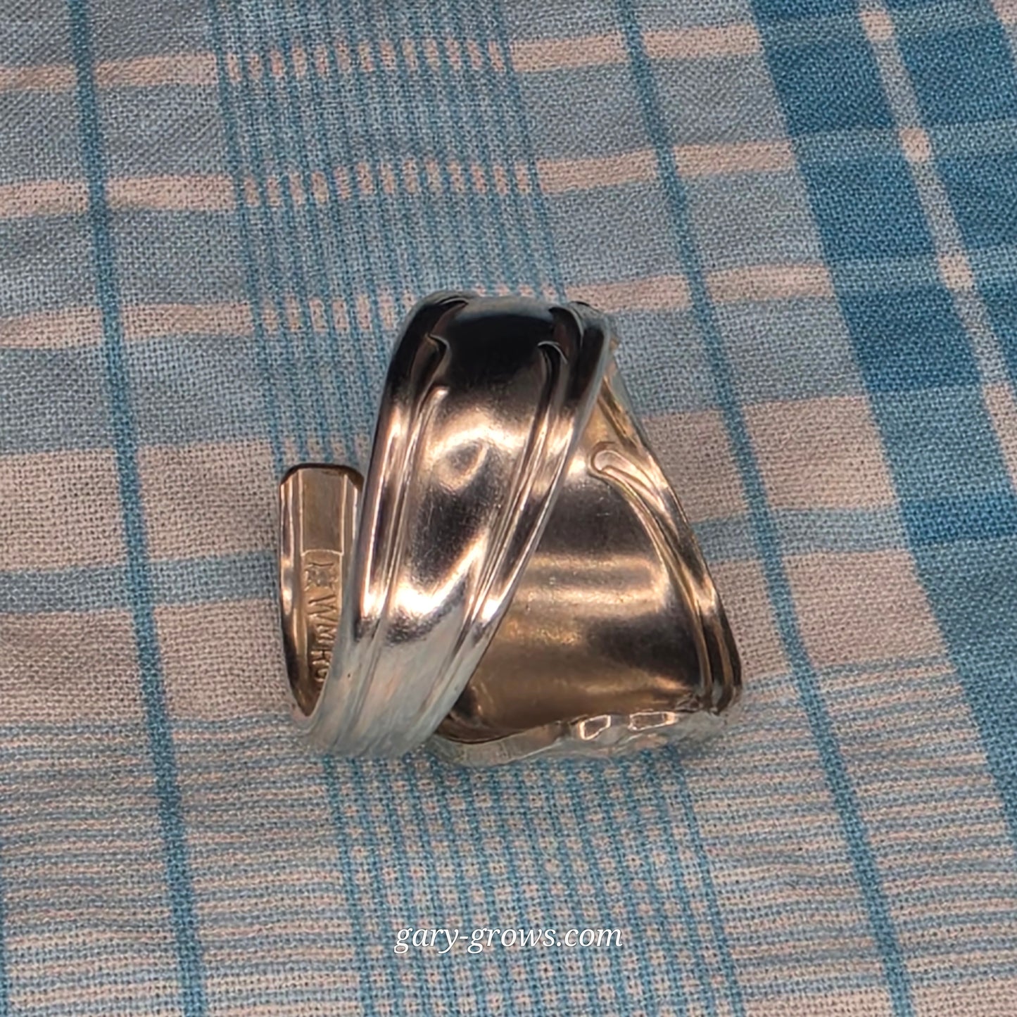 Moonlight (1959) Pattern Spiral Spoon ring - Size 10