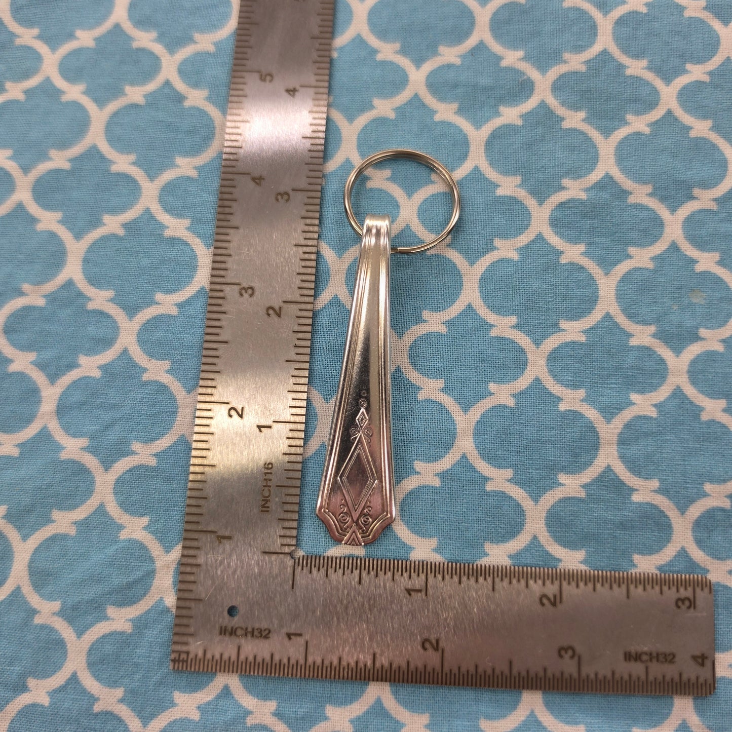 Oxford (1931) Pattern Silver Plated Keychain