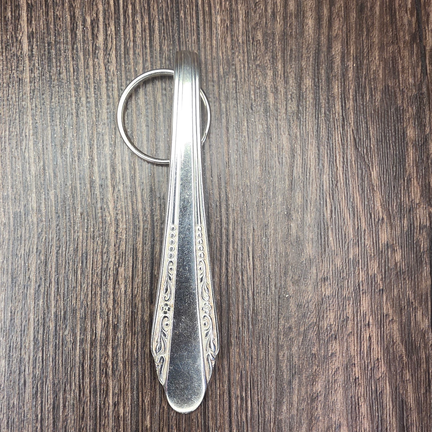 Roberta Pattern Silver Plated Keychain