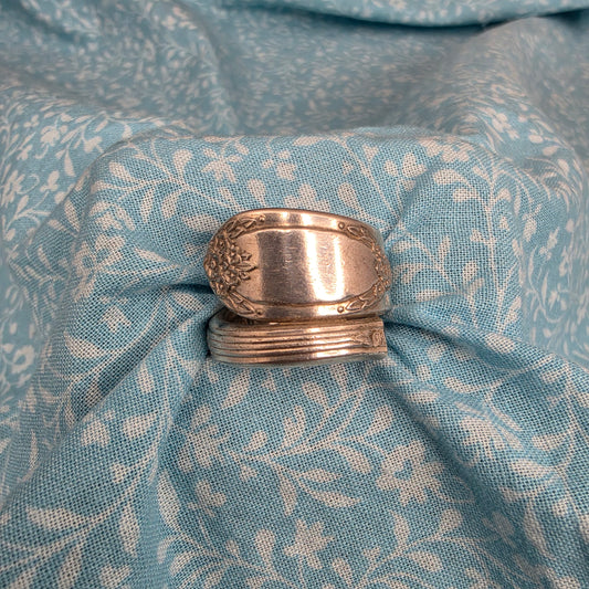 Rapture Pattern (1937) Spoon Spiral ring - Size 9
