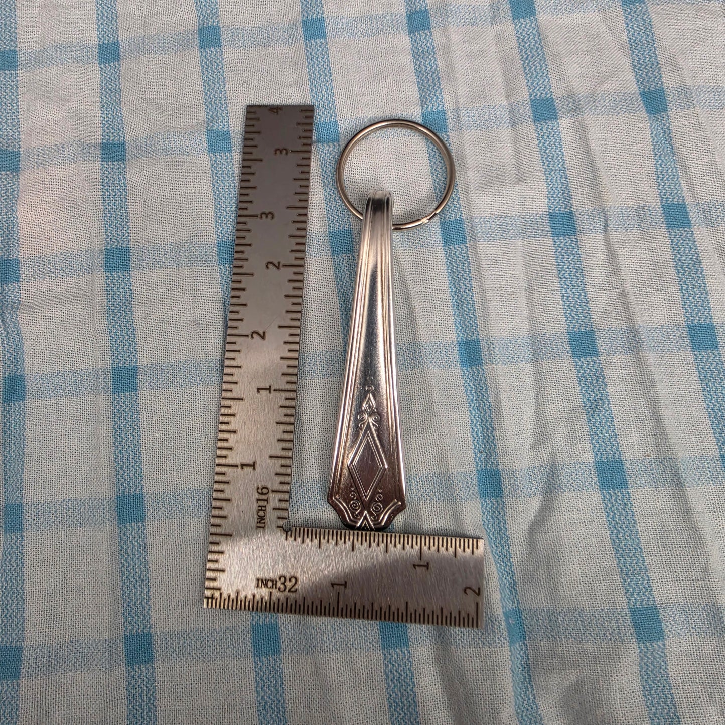 Oxford (1931) Pattern Silver Plated Keychain