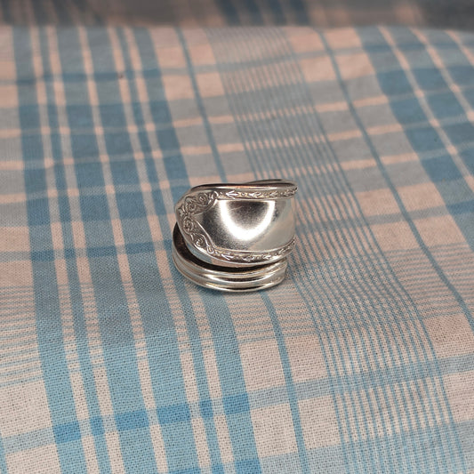 Vintage Silver Plate Pattern Spiral Spoon ring - Size 8.5