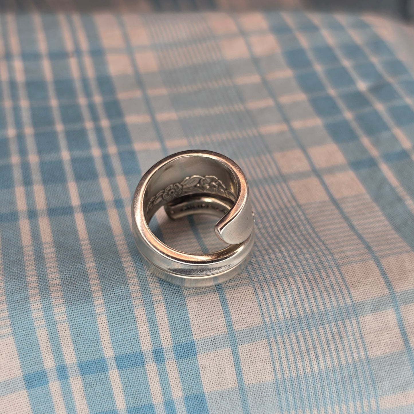 Lilac Time (1957) Silver Plate Pattern Spiral Spoon ring - 9.5