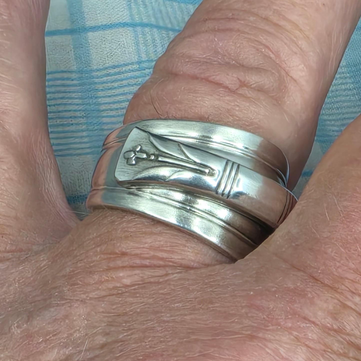 June Nursery Pattern Spoon ring - Size 14