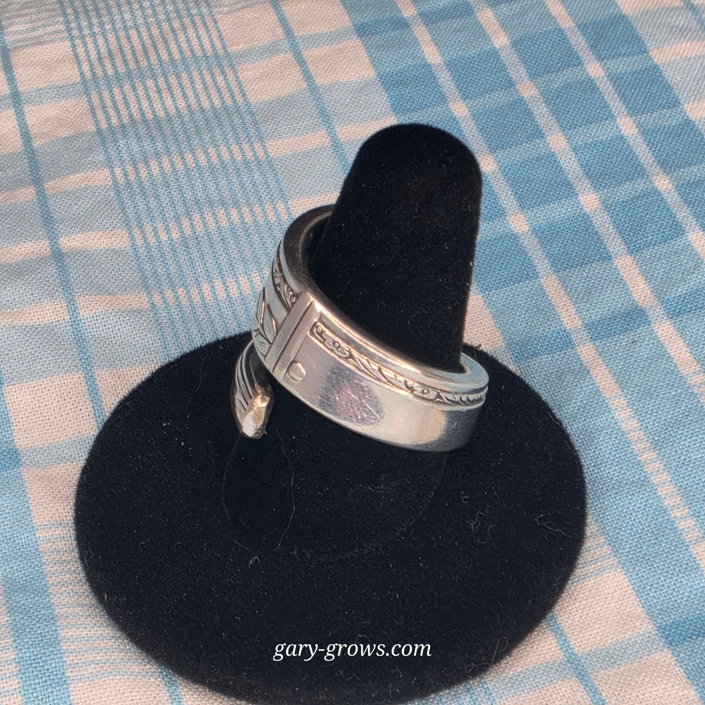Grenoble (1938) Pattern Spiral Spoon ring - Size 9