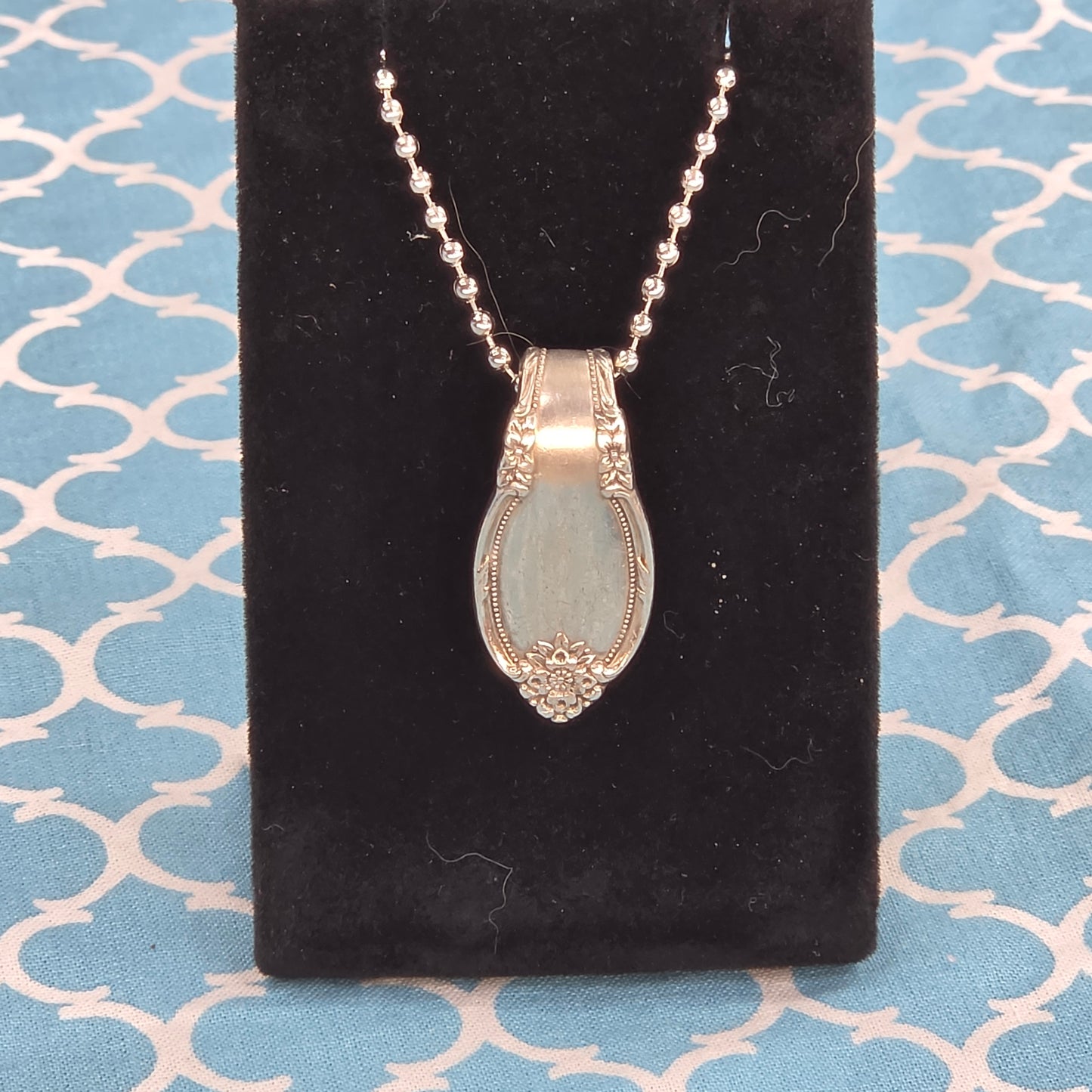 Rememberance (1948) Pattern Silver Plate Pendant