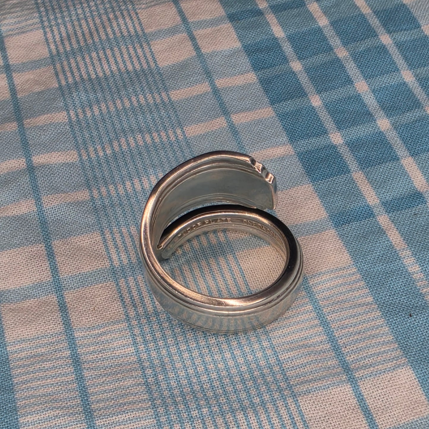 Skyline-Skycrest (1930) Pattern Spiral Spoon ring - Size 9