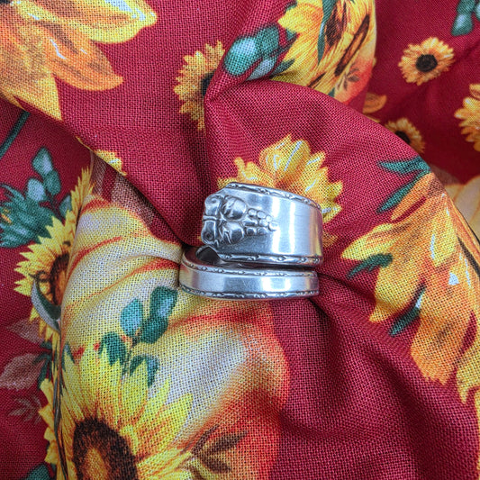 Bordeaux Pattern (1945) Spoon Spiral ring - Size 9