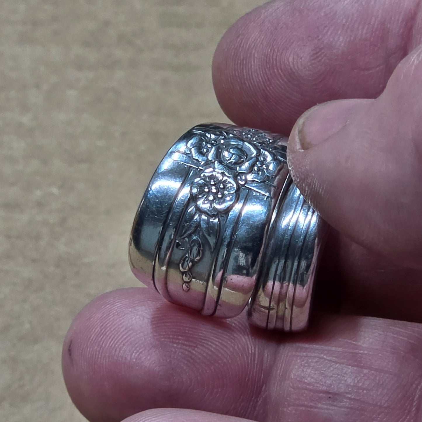 Triumph Pattern Spiral Spoon Ring - Size 8