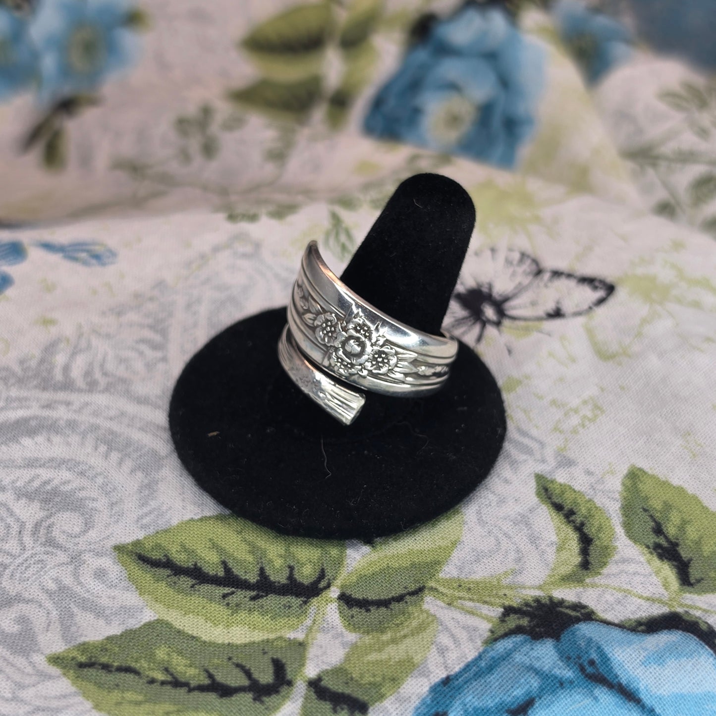Vintage Triumph (1941) Silver Plate Pattern Spoon ring - 9.5