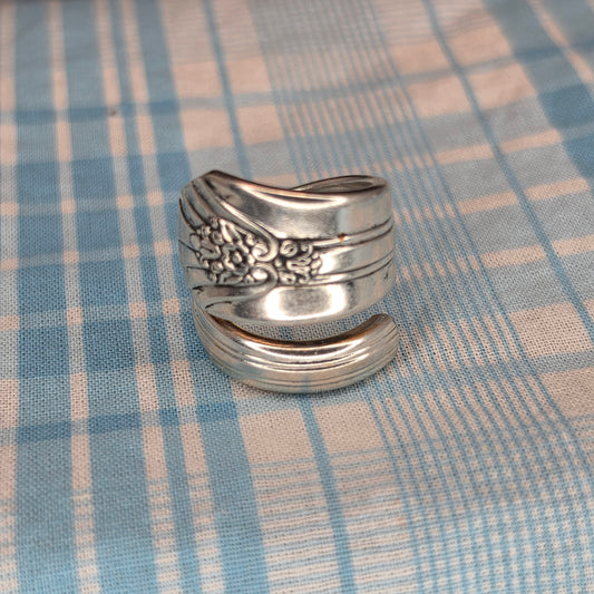 Vintage Silver Plate Pattern Spiral Spoon ring - Size 9